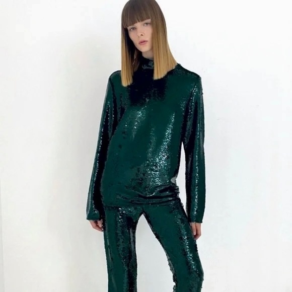 NWT!! ZARA Green Sequin High Mock Neck Top Blouse Stretch St Patick’s Day Medium - Picture 5 of 16